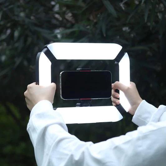 Ulanzi U200 Ringlamp Video Rig W/ Built-In Powerbank 2 Ulanzi U200 Ringlamp Video Rig W/ Built-In Powerbank - Image 2