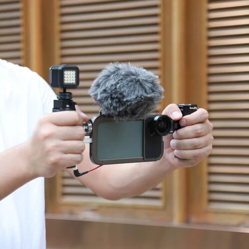 SmallRig 2772 Lightweight Side Handle For Smartphone Cage 6 SmallRig 2772 Lightweight Side Handle For Smartphone Cage - Image 6