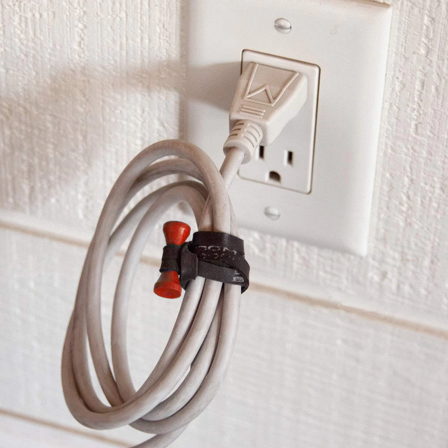 Bongo Ties RED & BLACK “Lava” – 10 Pack “Style-D” 3 Bongo Ties RED & BLACK “Lava” – 10 Pack “Style-D” - Image 3