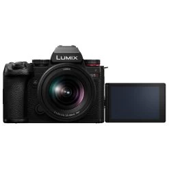 Panasonic LUMIX S5II + 20-60mm F/3.5-5.6 12 Panasonic LUMIX S5II + 20-60mm F/3.5-5.6 -Pro Cam Shop panasonic lumix s5 m2 lumix s 20 60mmf35 56 2